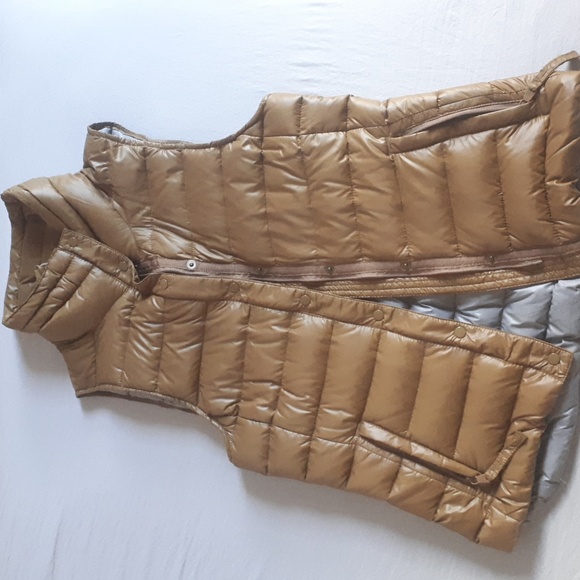 Gap Nylon Packable Down Vest - Picture 8 of 8